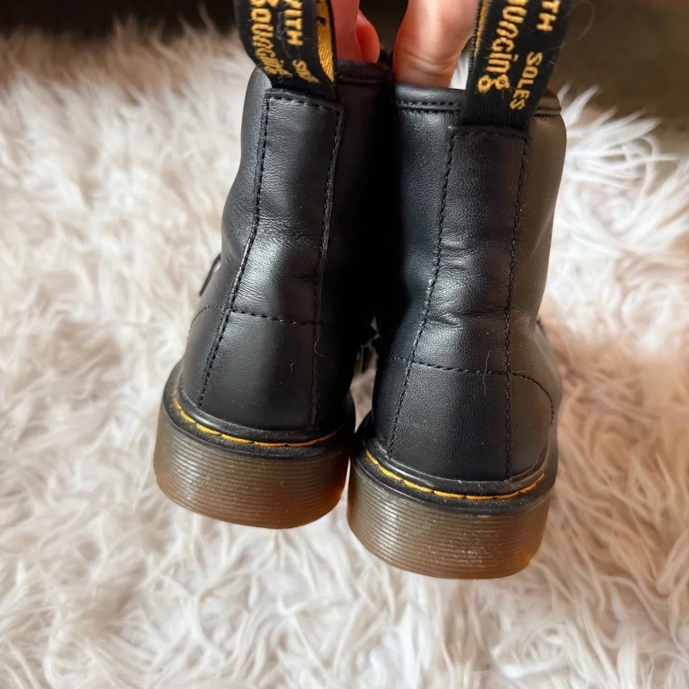 Junior 1460 doc martens black kids size 3 women’s size 5